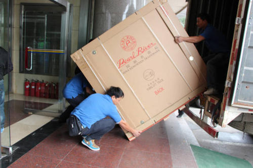 安达钢琴贵重工艺品无忧运